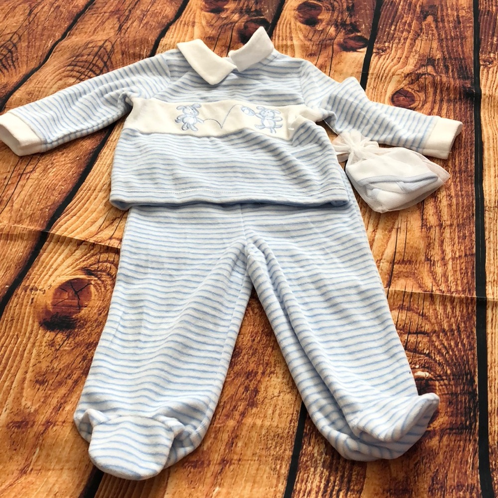 New without tags 12 mo outfit